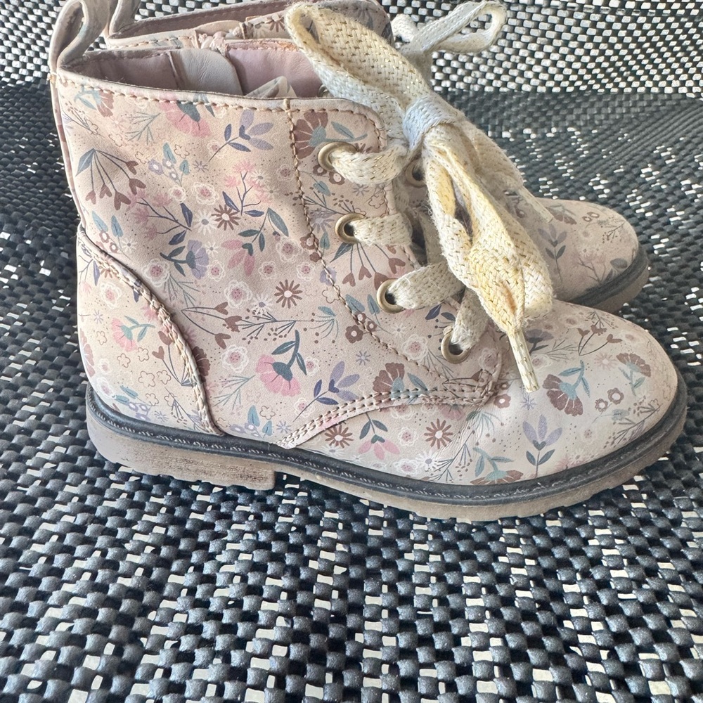 Cat & Jack Floral Kids Boots - Pink and Beige